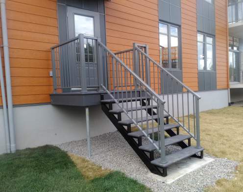 Saint-Donat aluminum staircase